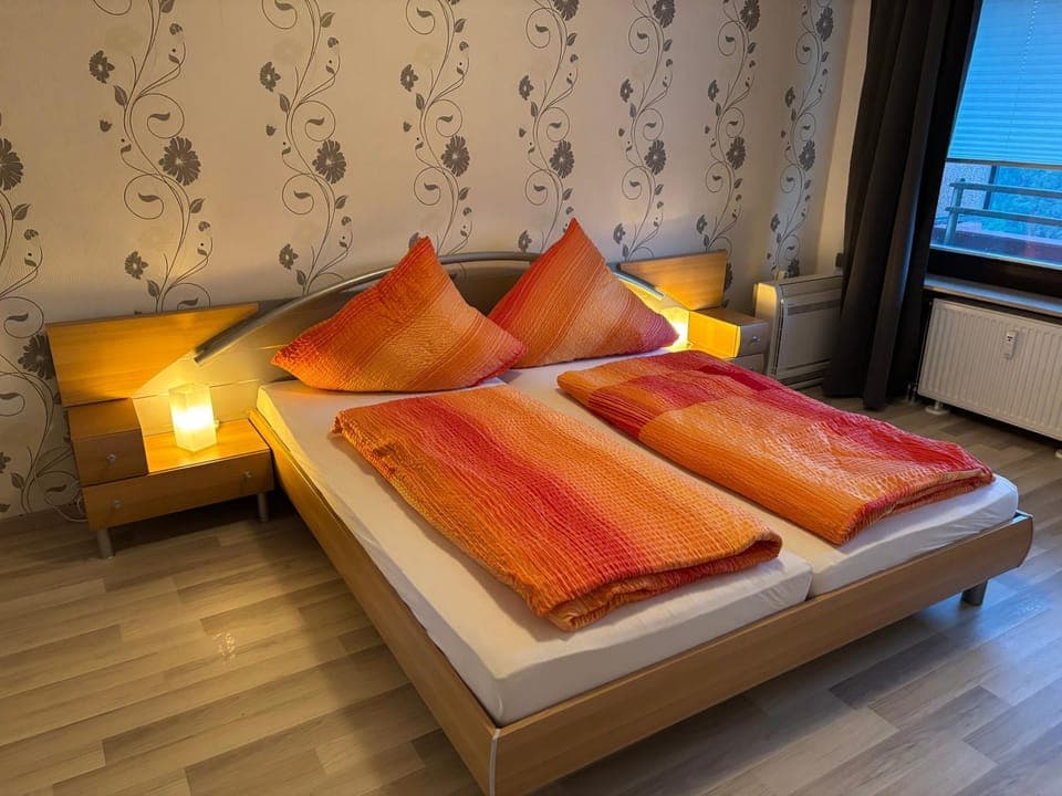 Bed, Photo of the whole room, Bedroom