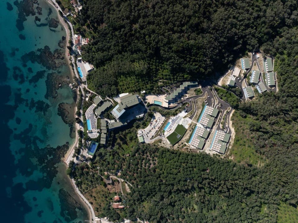 Nearby landmark, Day, Natural landscape, Bird's eye view, Pool view, Sea view, Swimming pool