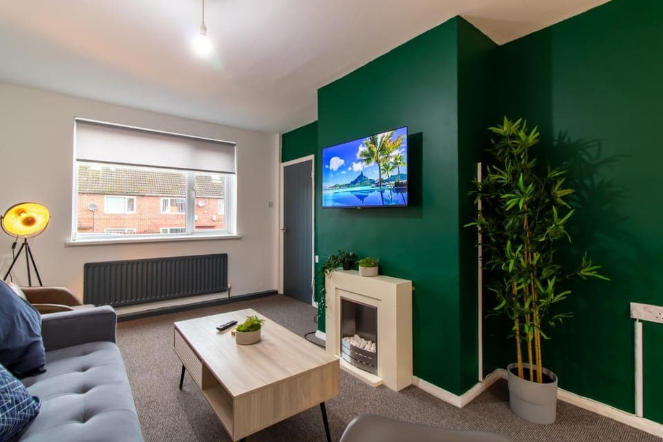 Communal lounge/ TV room, Living room