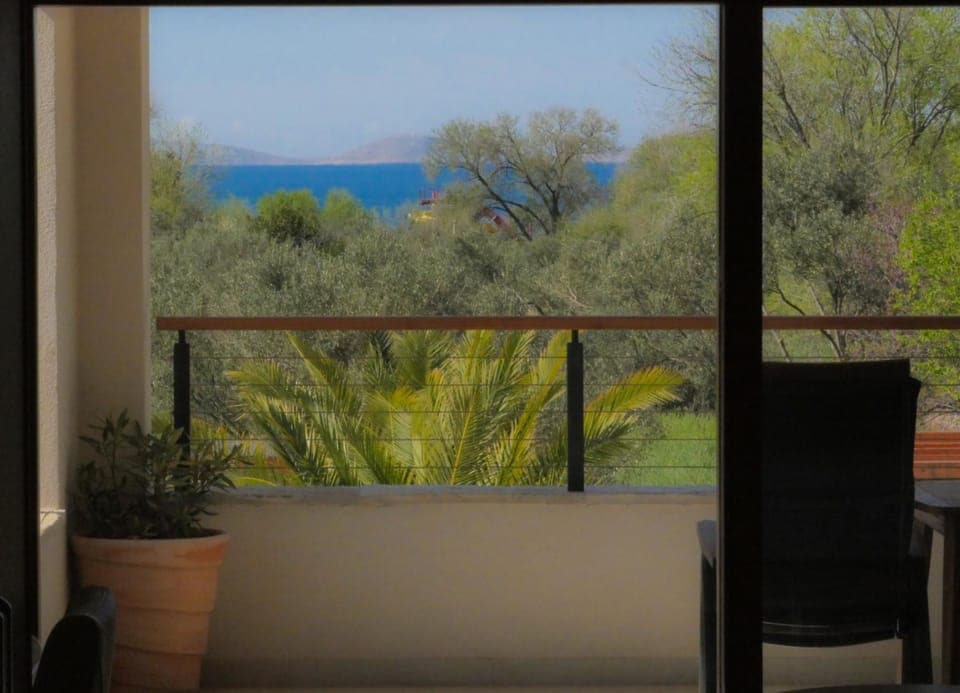 Natural landscape, Balcony/Terrace, Sea view