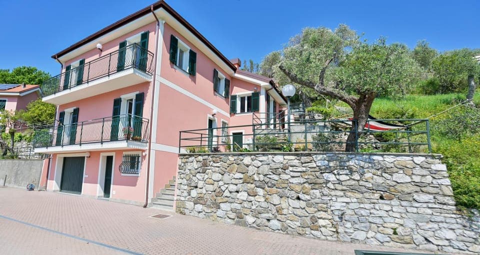 Property building, Facade/entrance, Garden, View (from property/room), Parking