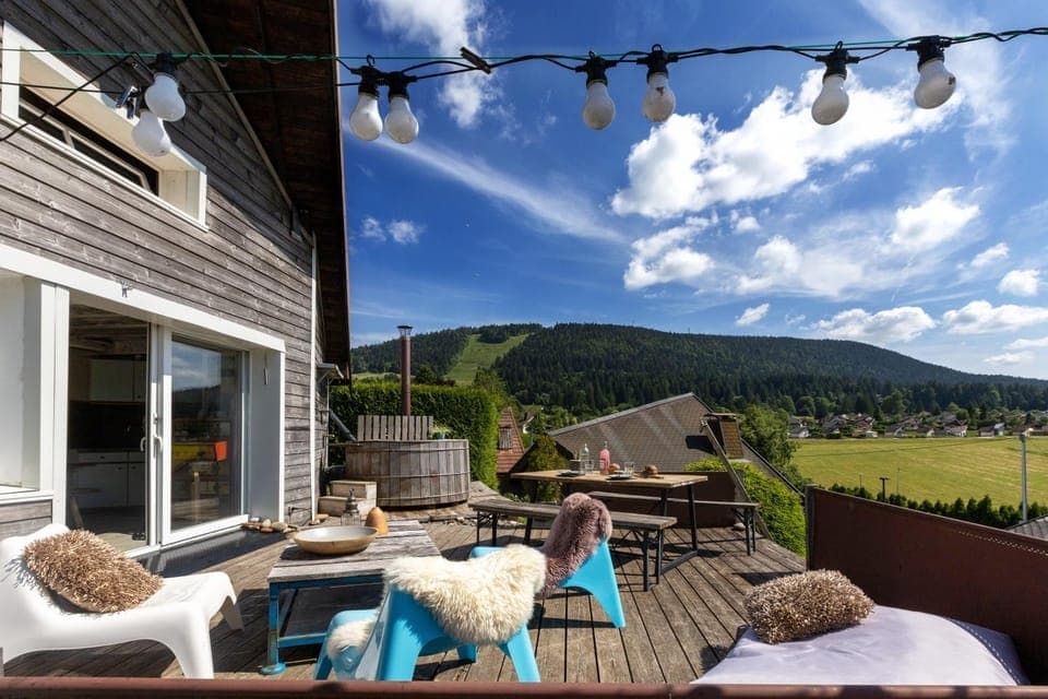 Property building, Natural landscape, View (from property/room), Balcony/Terrace, Dining area, Mountain view