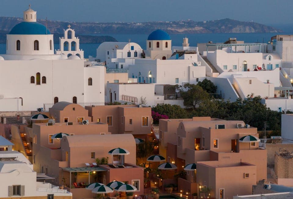 Property building, Nearby landmark, Day, City view
