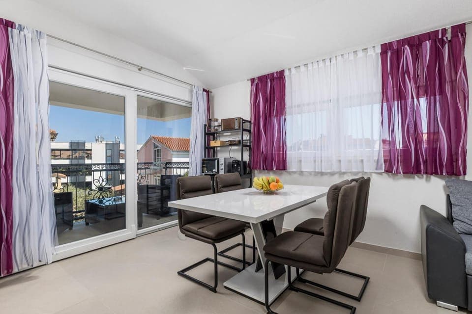 Balcony/Terrace, Seating area, Dining area