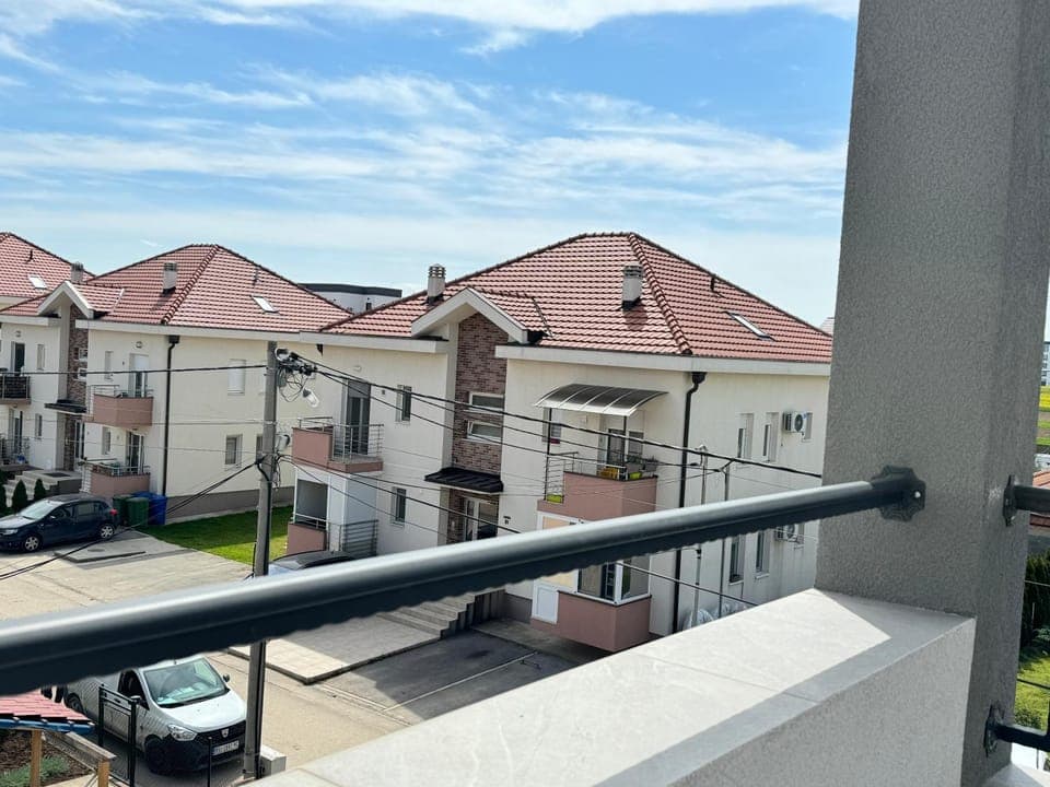 Property building, Neighbourhood, View (from property/room), Balcony/Terrace, Street view