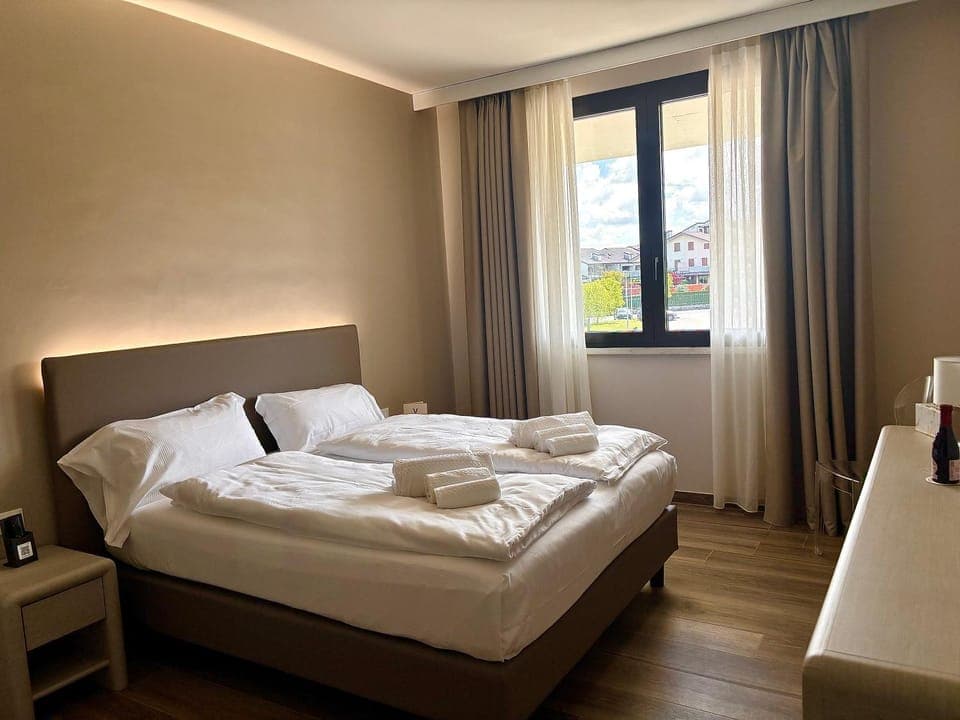 View (from property/room), Quiet street view, Inner courtyard view