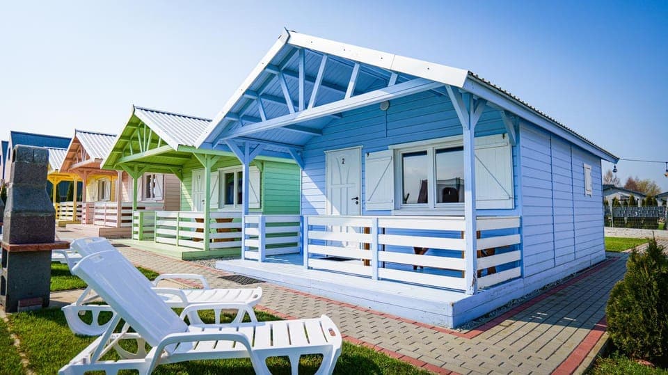 Property building, sunbed