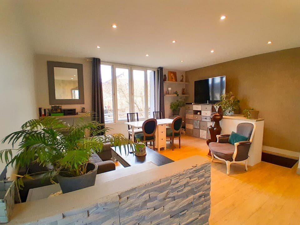 TV and multimedia, Living room