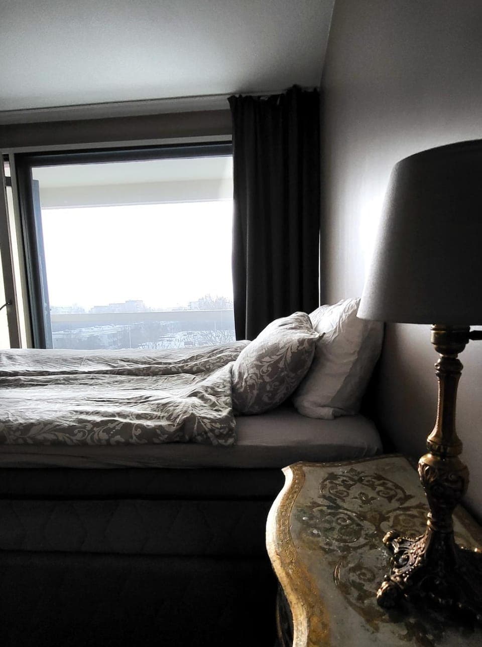 View (from property/room), Balcony/Terrace, Bedroom, City view