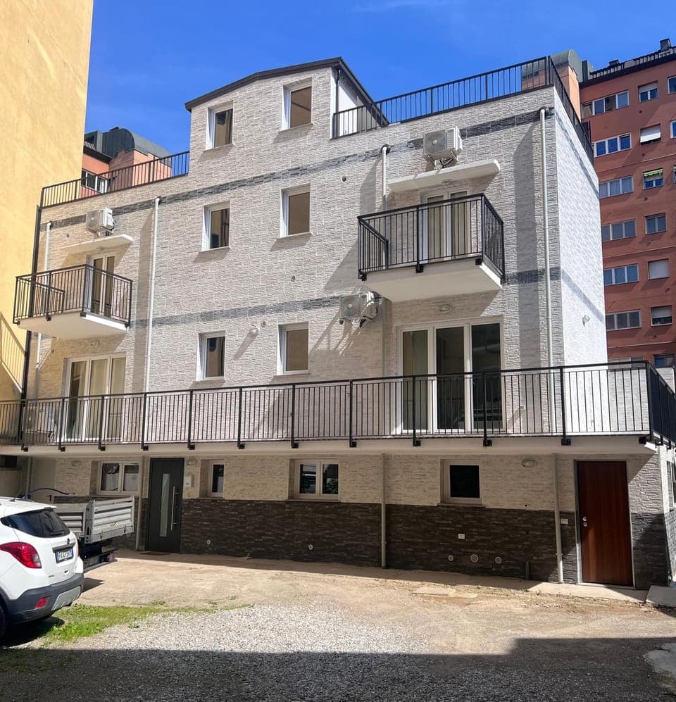 Property building, Day