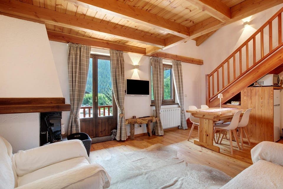 Property building, Living room