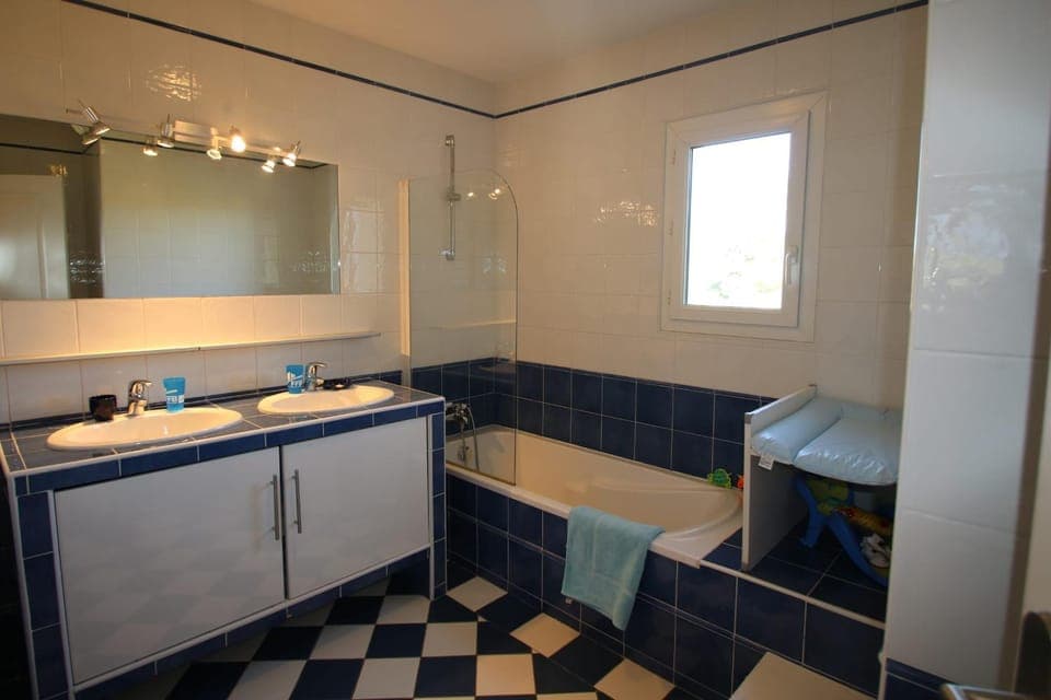 Shower, Bathroom, Bath