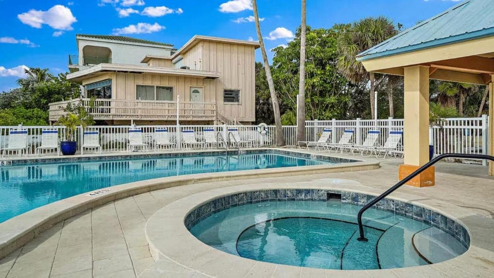 San Remo 304 House in Redington Shores