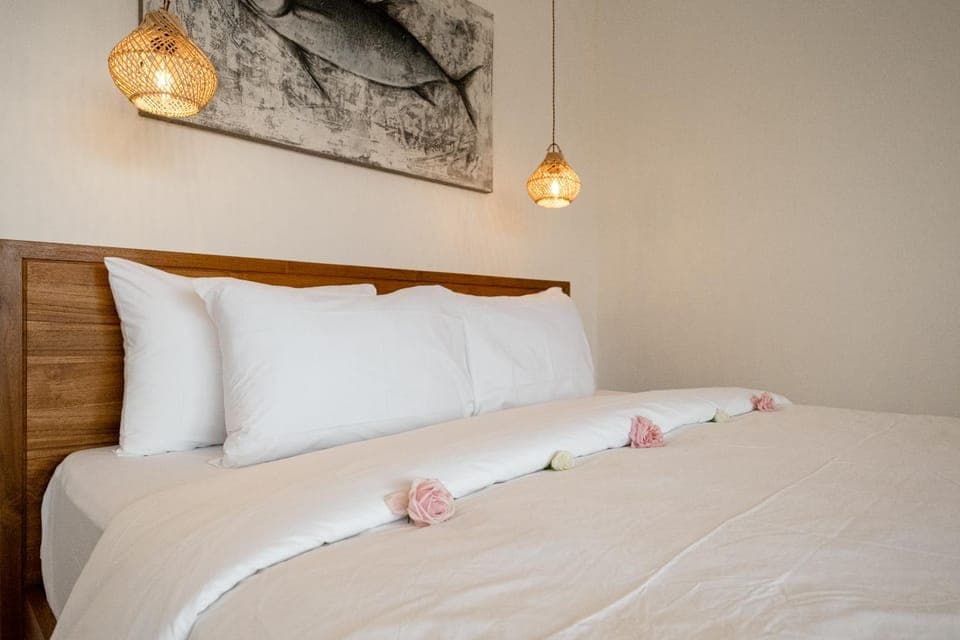 Bed, Bedroom, air conditioner