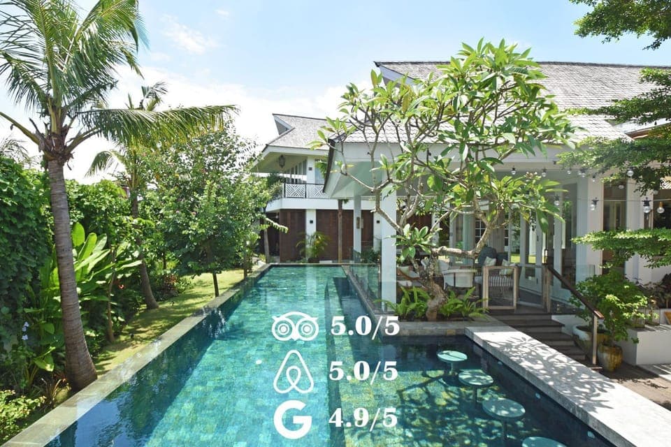 Property building, Day, Garden, Garden view, Pool view, Swimming pool, sunbed