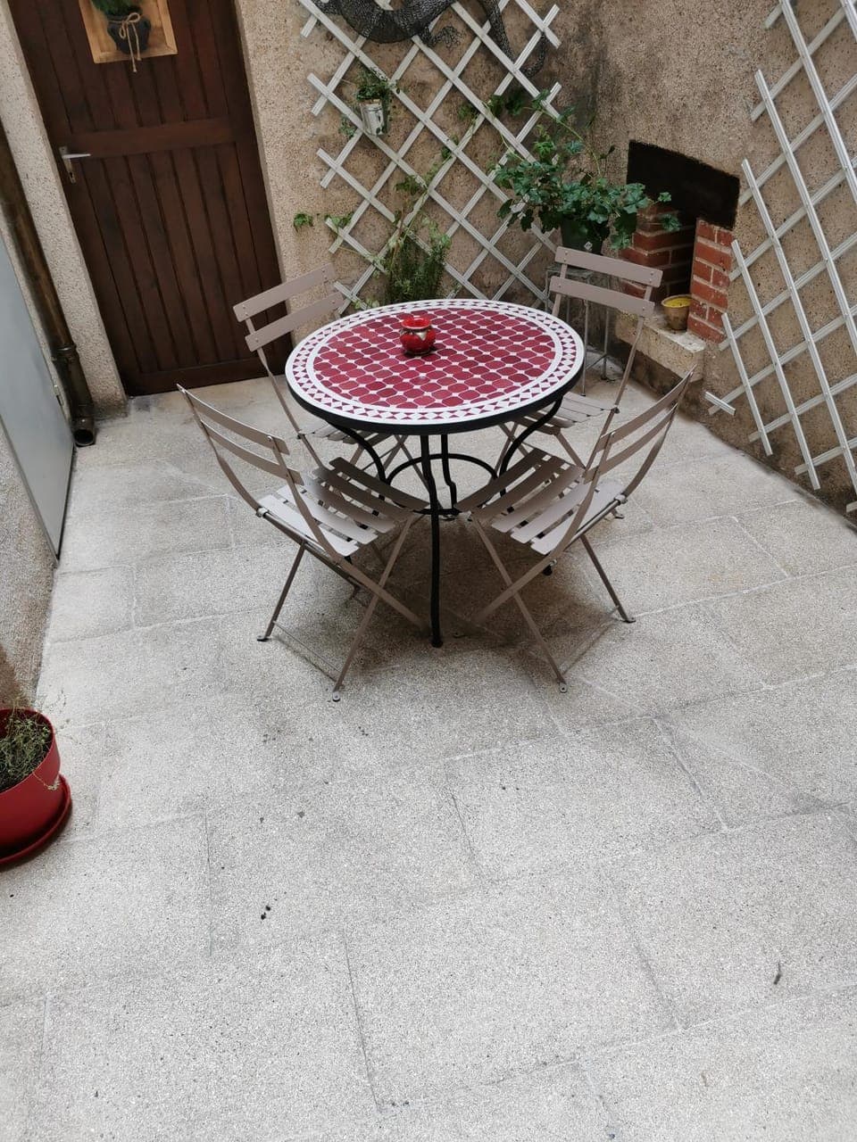 Inner courtyard view