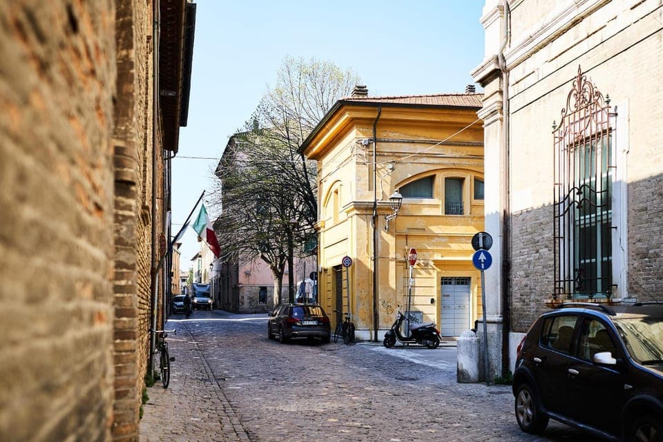 Property building, Neighbourhood, City view, Street view
