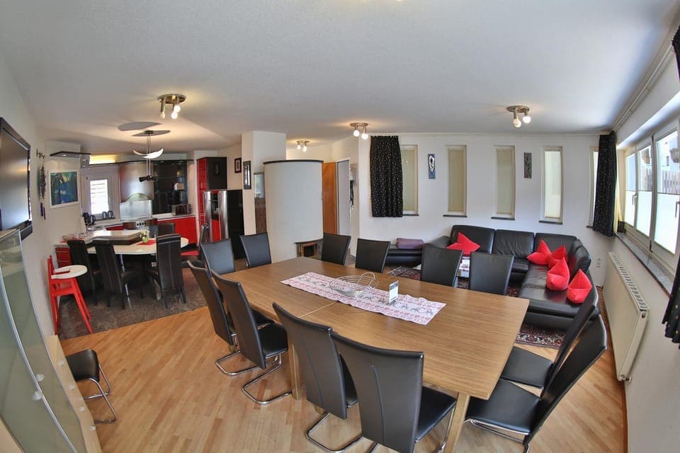 Kitchen or kitchenette, Living room, Dining area