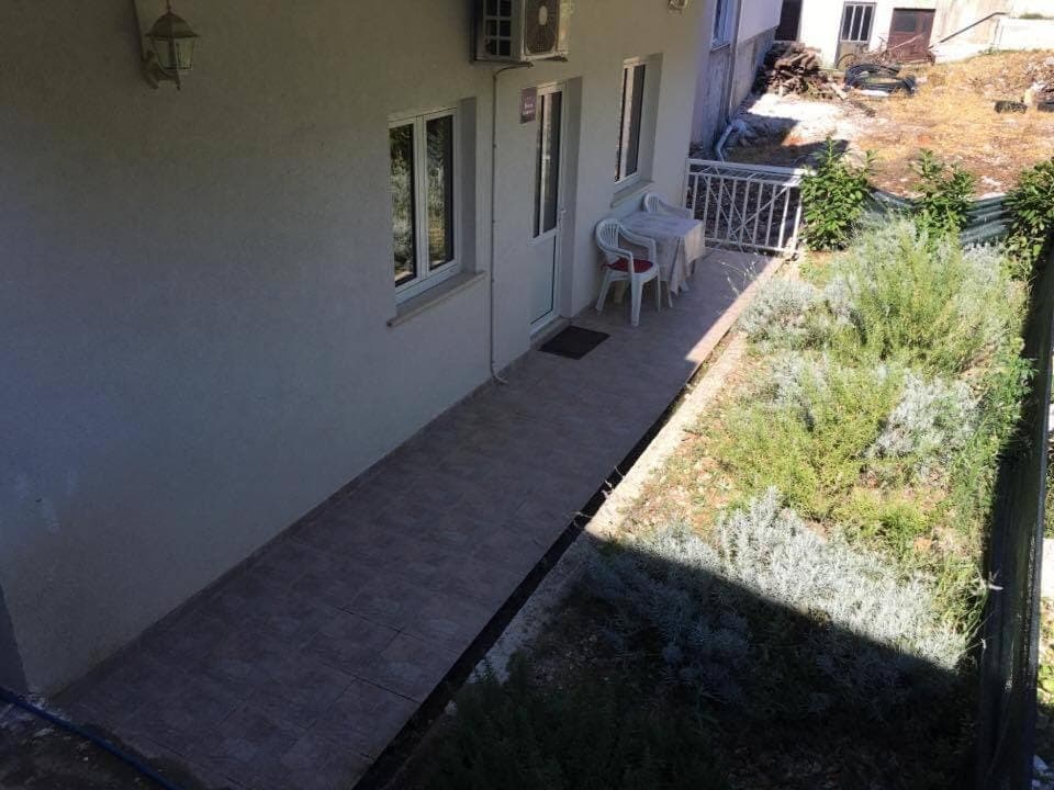 Facade/entrance, Bird's eye view, Garden, Garden view, Mountain view