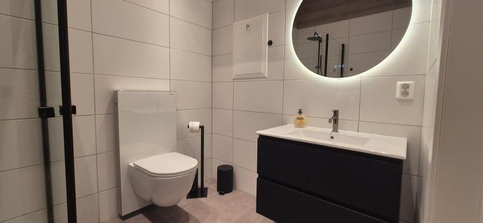 Toilet, Bathroom