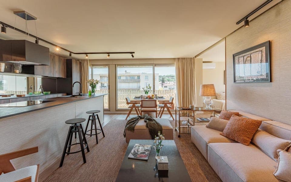 Kitchen or kitchenette, Living room, Photo of the whole room, Seating area, Dining area