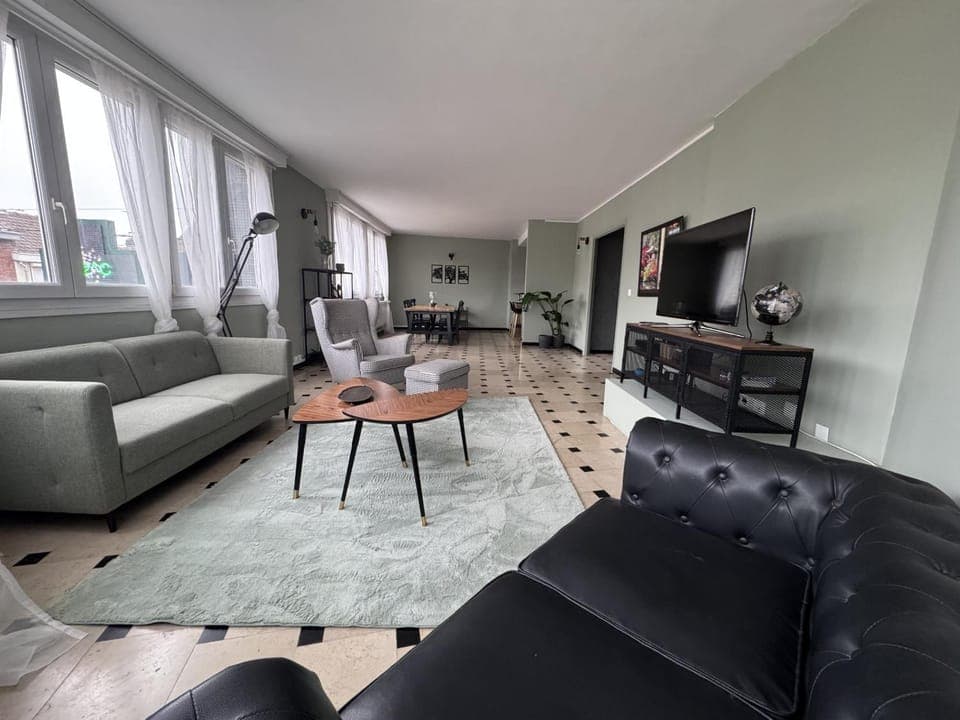 Communal lounge/ TV room, Living room