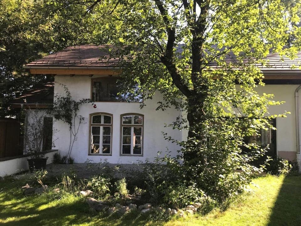 Property building, Spring