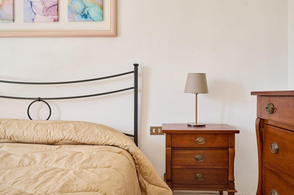 Living room, Bedroom