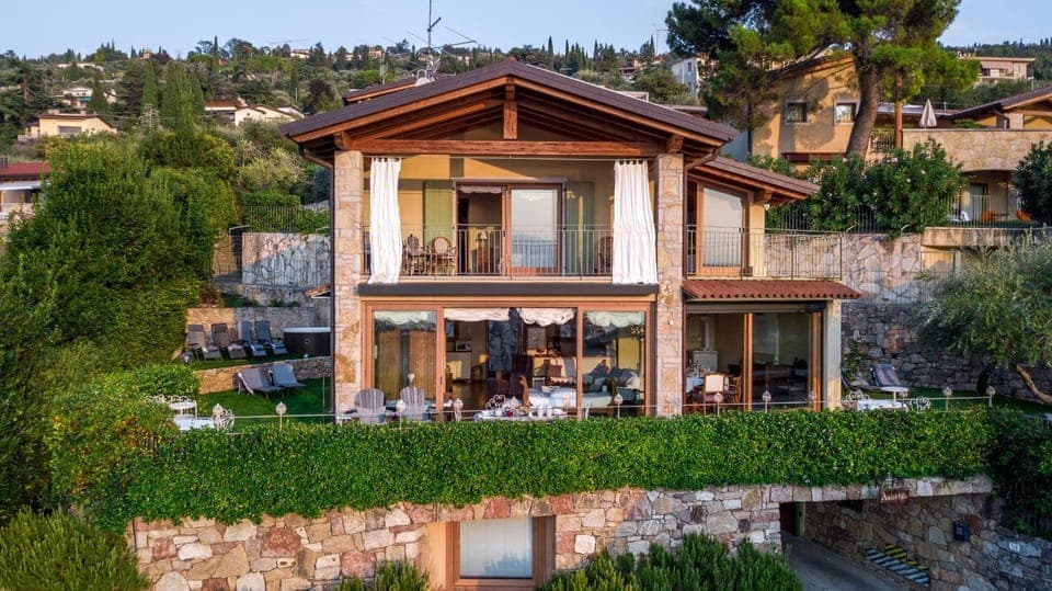 Property building, Garden