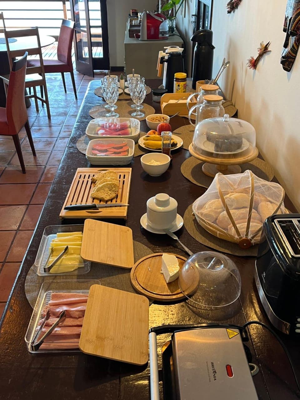 Continental breakfast, Buffet breakfast