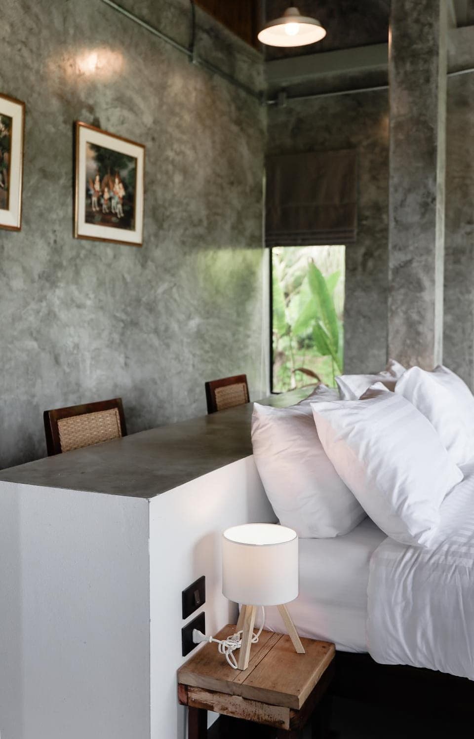 Living room, Photo of the whole room, Seating area, Bedroom