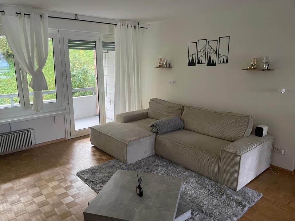 Communal lounge/ TV room, Living room, Seating area