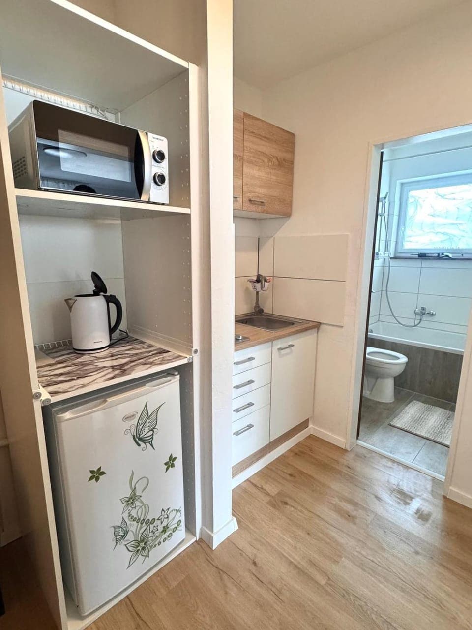 Kitchen or kitchenette, stove