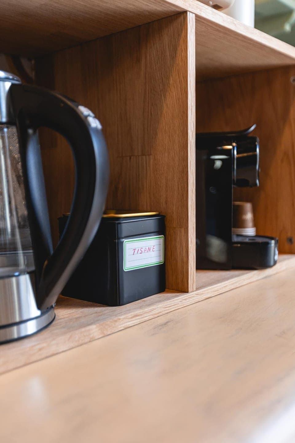 Coffee/tea facilities, Kitchen or kitchenette