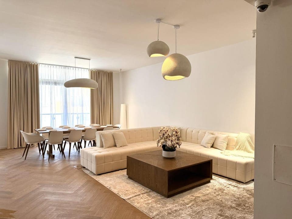 Living room, Seating area, Dining area