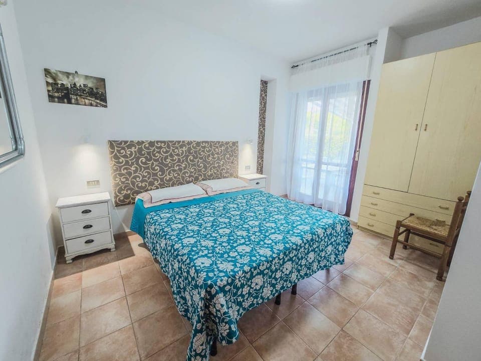 Bed, Bedroom, wardrobe