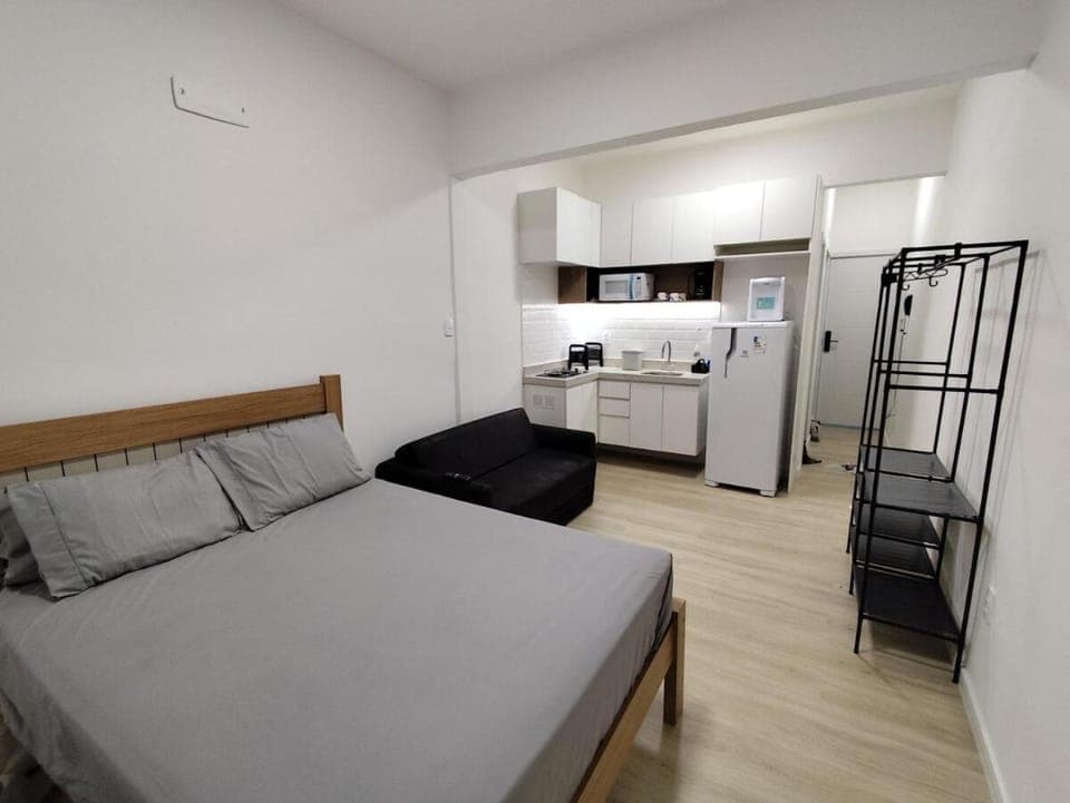 Bed, Kitchen or kitchenette, Photo of the whole room