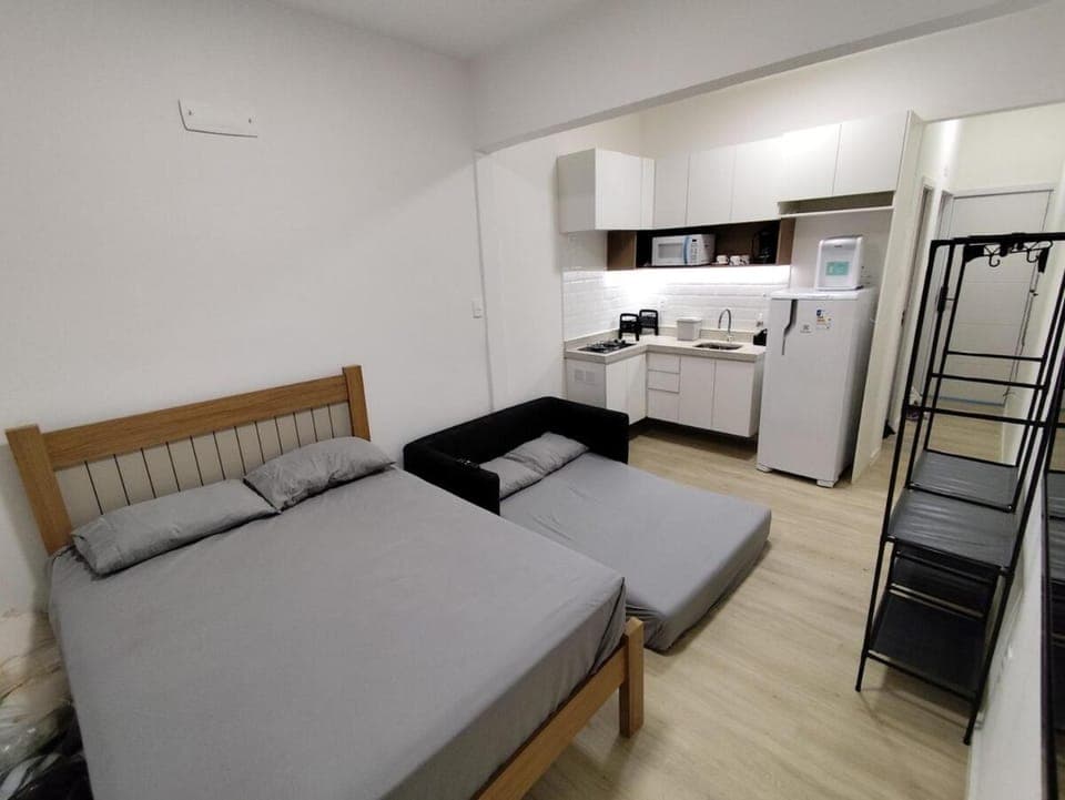 Bed, Kitchen or kitchenette