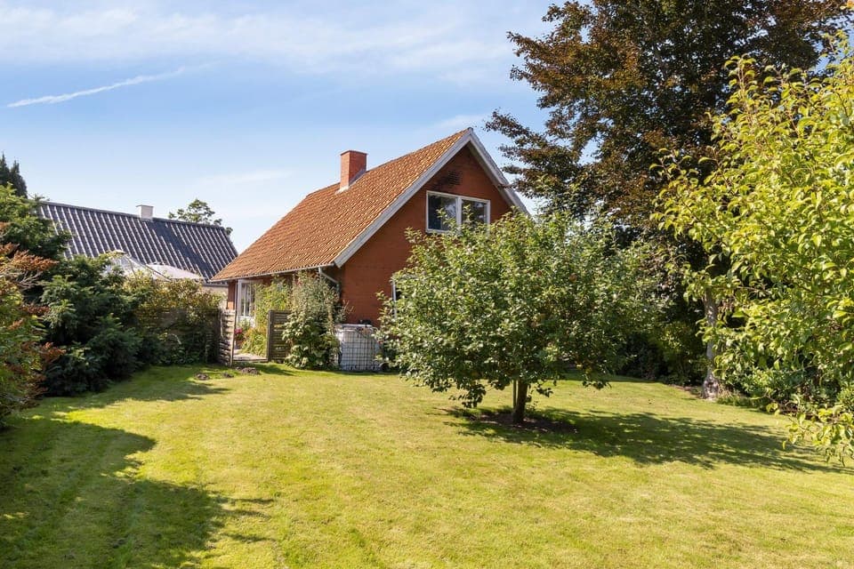 Property building, Garden, Garden view