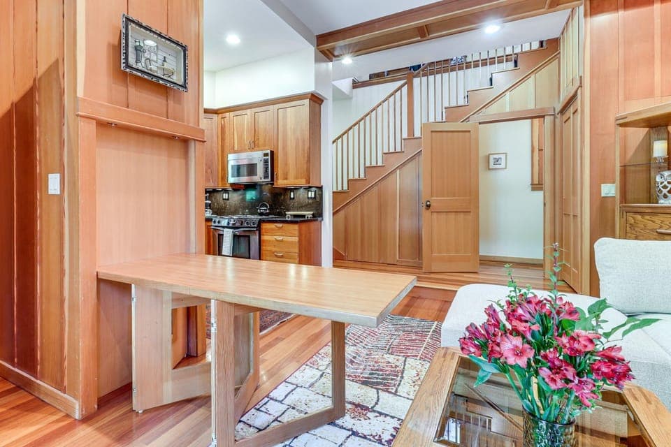 11 Mi to Downtown Napa: Wine Country Cottage House in Napa Valley