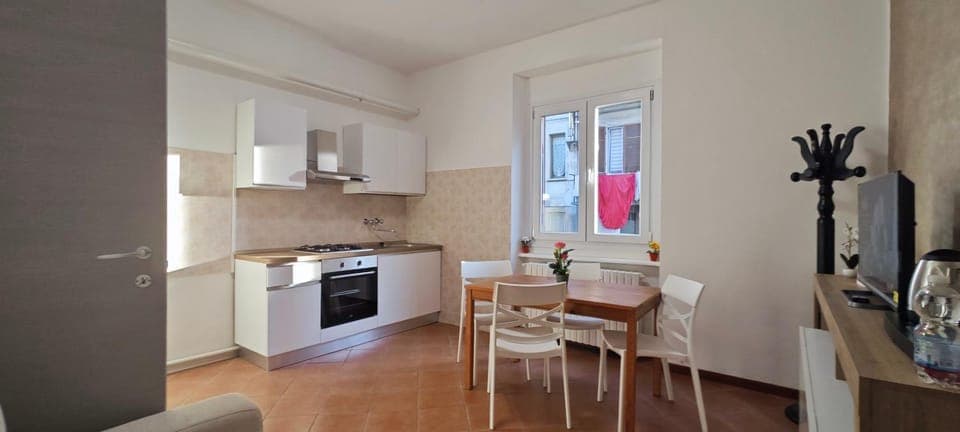 Kitchen or kitchenette, Living room, Dining area, minibar