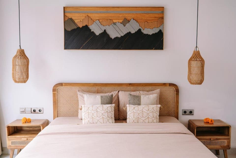 Bed, Bedroom