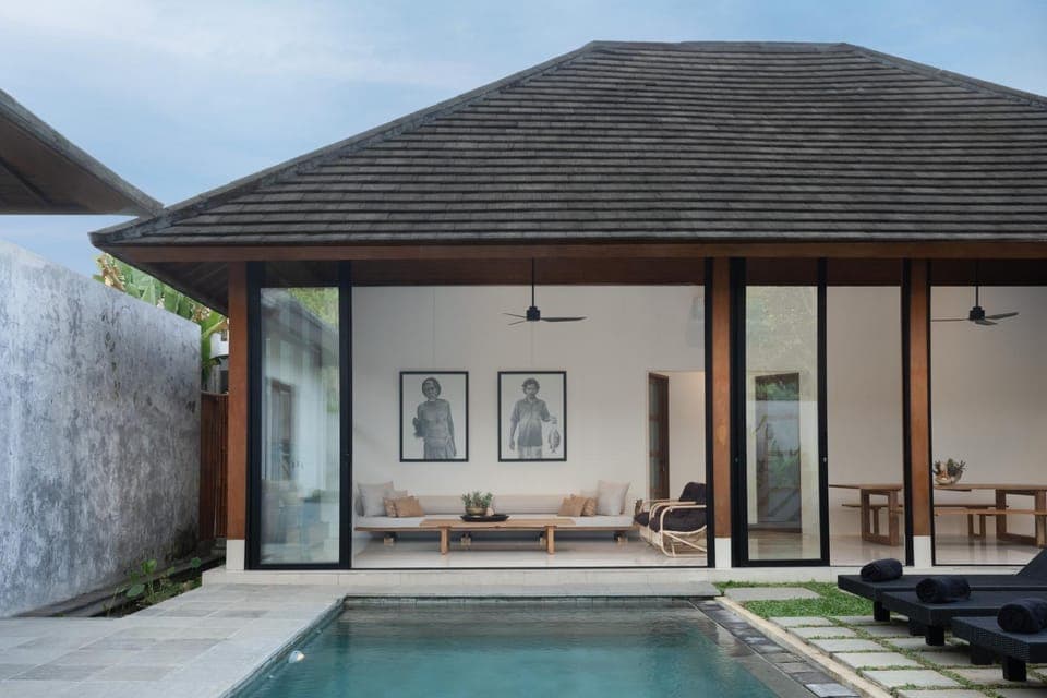 Property building, Pool view, Swimming pool