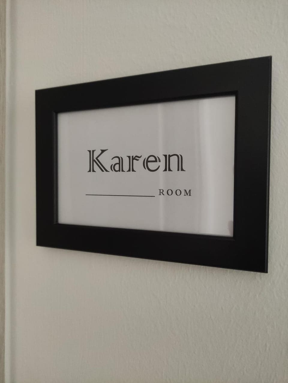 Logo/Certificate/Sign, Text overlay