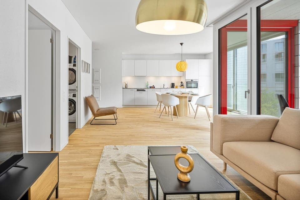 Kitchen or kitchenette, Living room, Seating area, Dining area