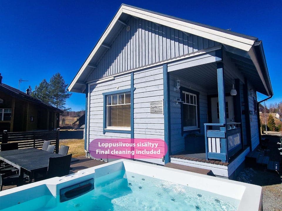 Property building, Pool view