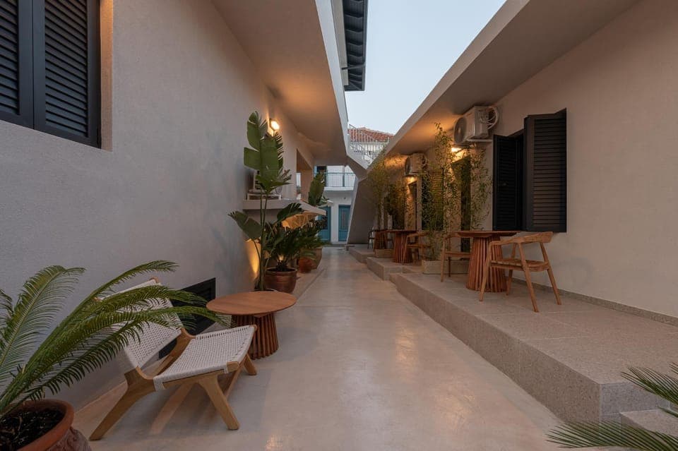 Property building, Patio, Facade/entrance, Day, Summer, Garden, Balcony/Terrace, Seating area, Garden view, Garden view, Landmark view, Landmark view, Time of day, Location, Quiet street view, Inner courtyard view