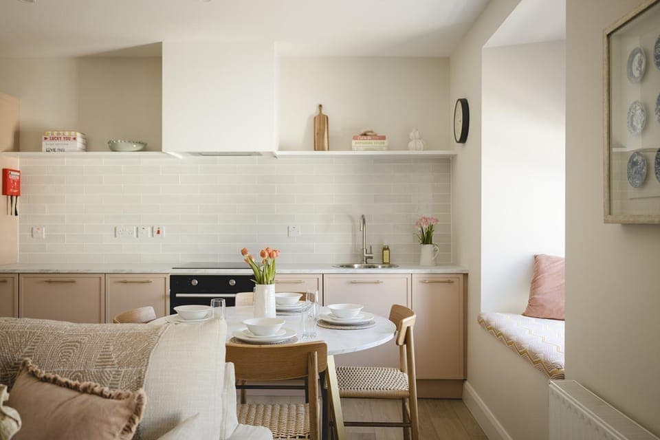 Kitchen or kitchenette