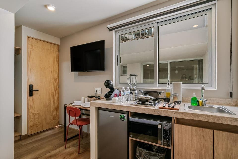 Kitchen or kitchenette