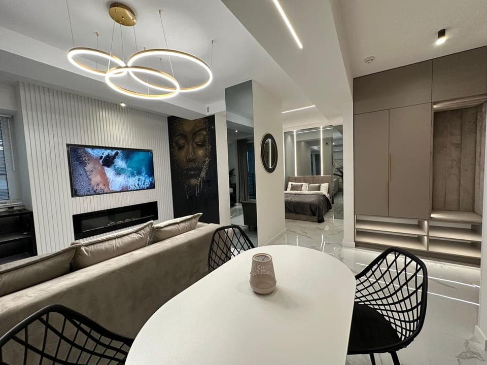 TV and multimedia, Living room, Seating area